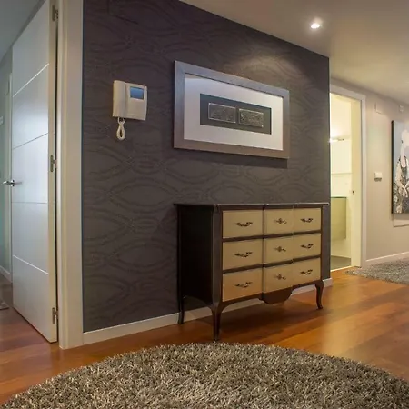 Downtown Design 圣塞瓦斯蒂安